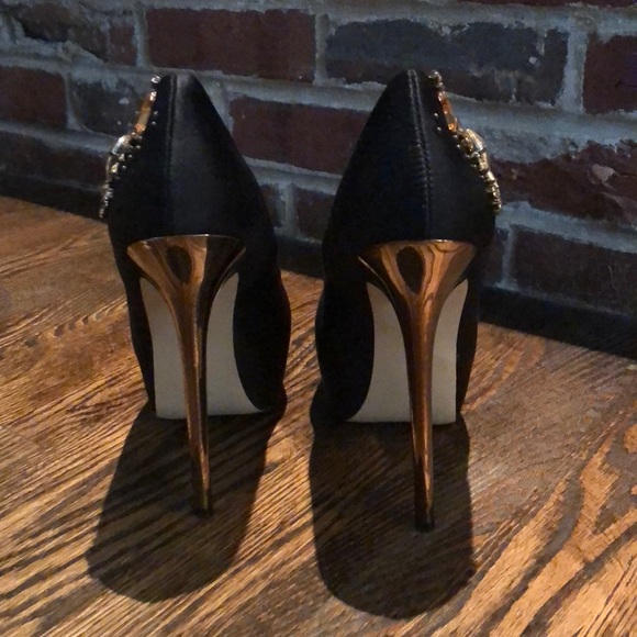 Bebe black and gold platform heels - Picture 2 of 6